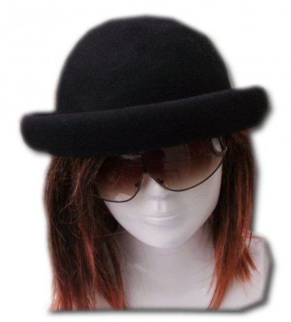 CZARNA W�OSZKA