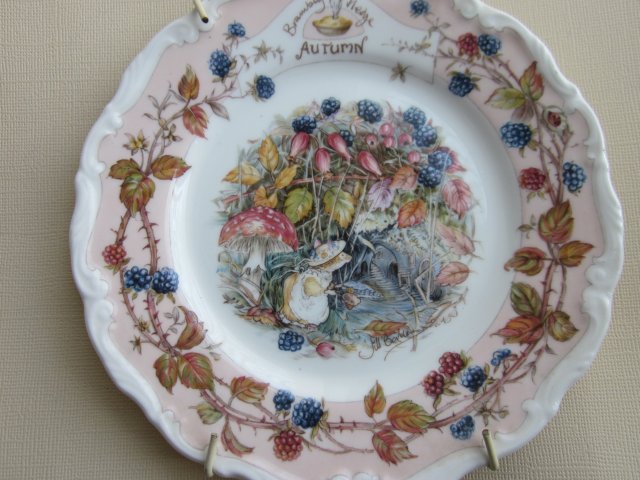 Royal Doulton BRAMBLY HEDGE collection 1983 AUTUMN by Jill Barklem