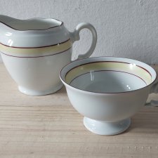 Zestaw kawowy prl: mlecznik i filiżanka porcelana Wawel
