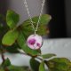 Srebrna zawieszka srebrny naszyjnik wisiorek kwiaty suszone żywica retro z kolorowymi kwiatami gipsówki gipsówka pudrowy róż