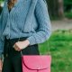 Różowa kopertówka, kopertówka z łańcuszkiem, fuksja torebka z chwostem, crossbody