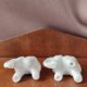 2 małe słonie figurki porcelanowe