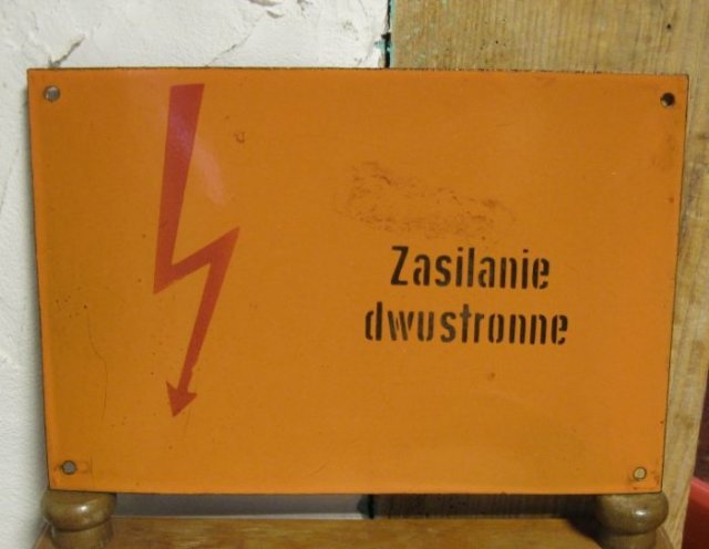 zasilanie dwustronne