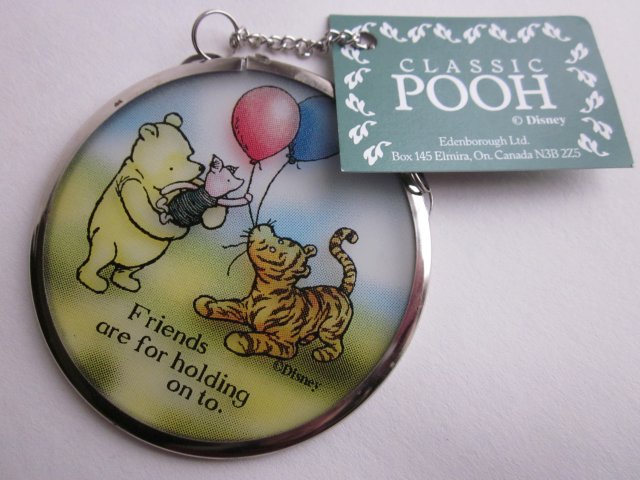 CLASSIC POOH  DISNEY - FRIENDS ARE FOR HOLDING ON TO.  - nowa z metką oryginalna dekoracja, zawieszka, bombka