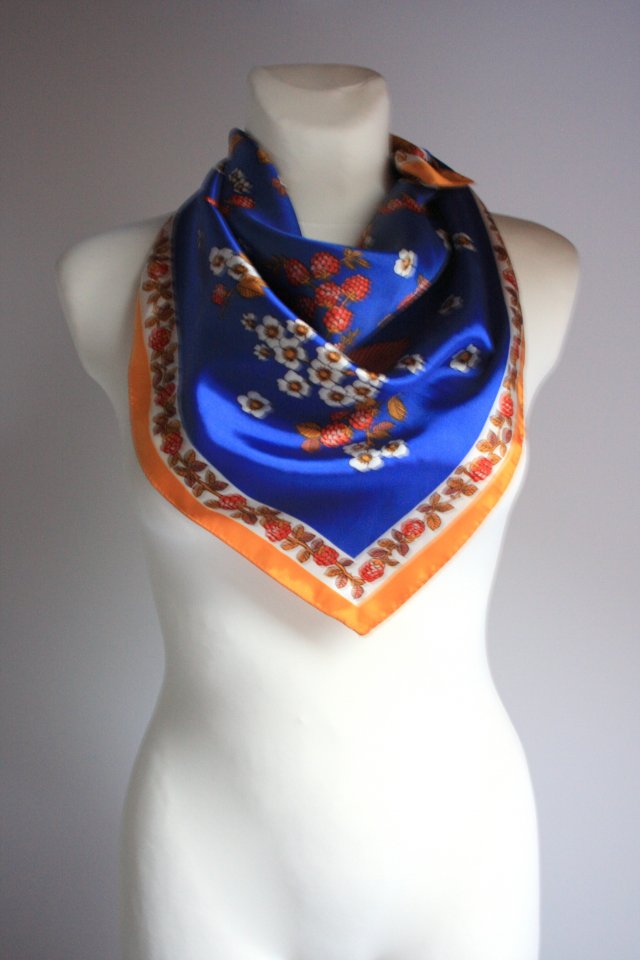 Cirro vintage scarf