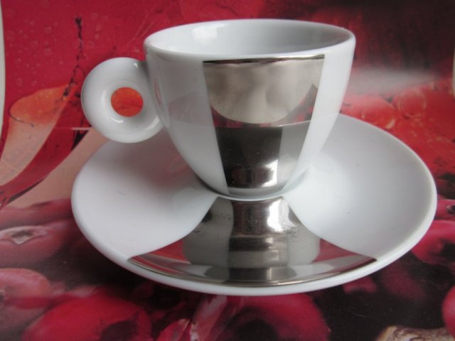 Rosenthal germany -illy colection 2002 -pistoletto - stylish platinum design finish -limited edition