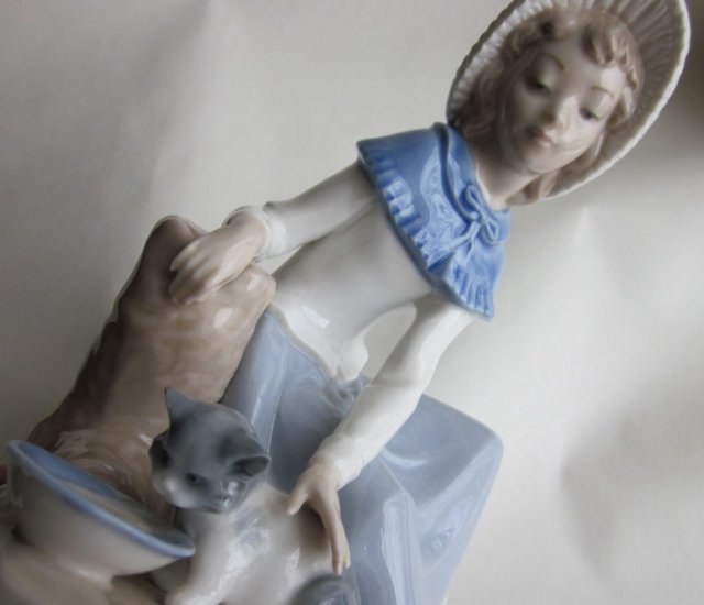 Unikatowa NAO by LLADRO DAISA 1980 Hand made in spain  kolekcjonerska FIGURKA POCELANOWA