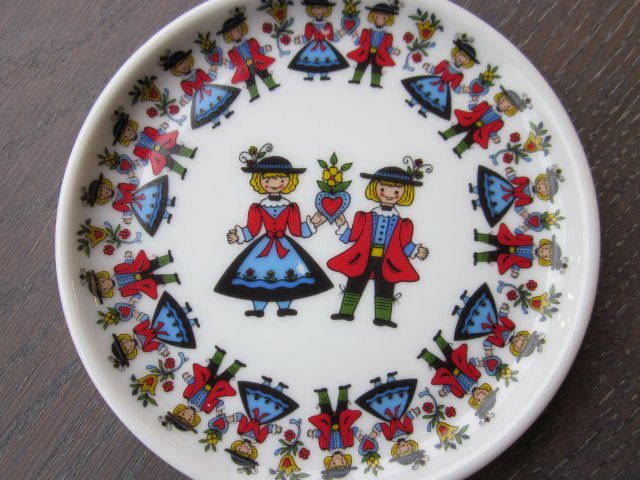 Furstenberg  GERMANY -  niewielki  porcelanowy symboliczny podstawek  konfiturówka obrazek