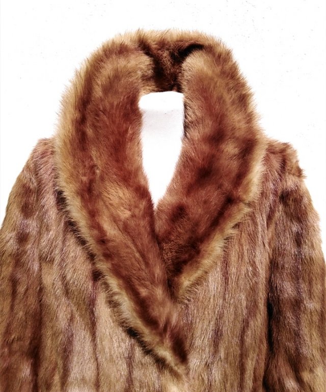 VINTAGE FUR / FUTRO