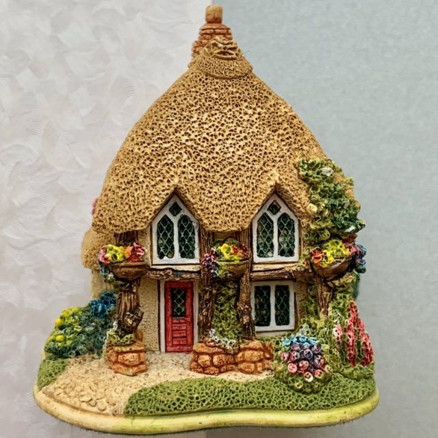 Lilliput Lane Collectable ❤ Handmade - Lily Of The Valley ❤ Plastyczna kolekcjonerska i numerowana figurka.