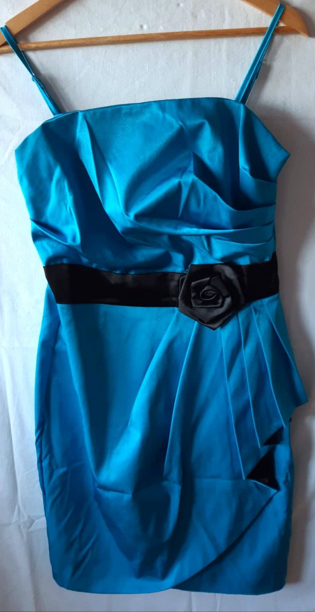 Niebieska sukienka XXL (44)