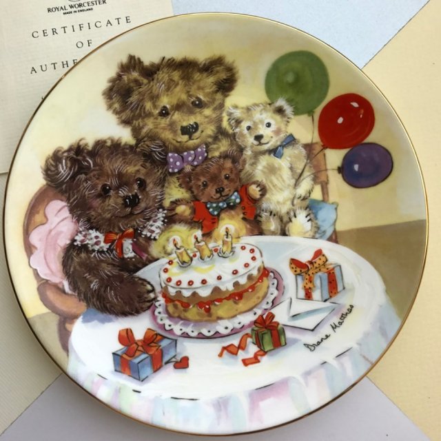 ❀ڿڰۣ❀ ROYAL WORCESTER - dos.12szt. ❀ڿڰۣ❀  Diane Matthes - Teddy Family ❀ڿڰۣ❀ Happy Birthday