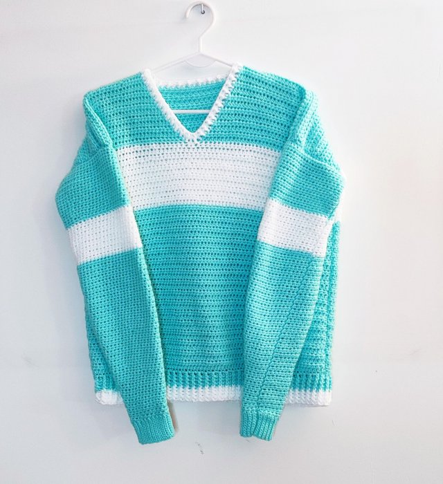Miętowy sweter