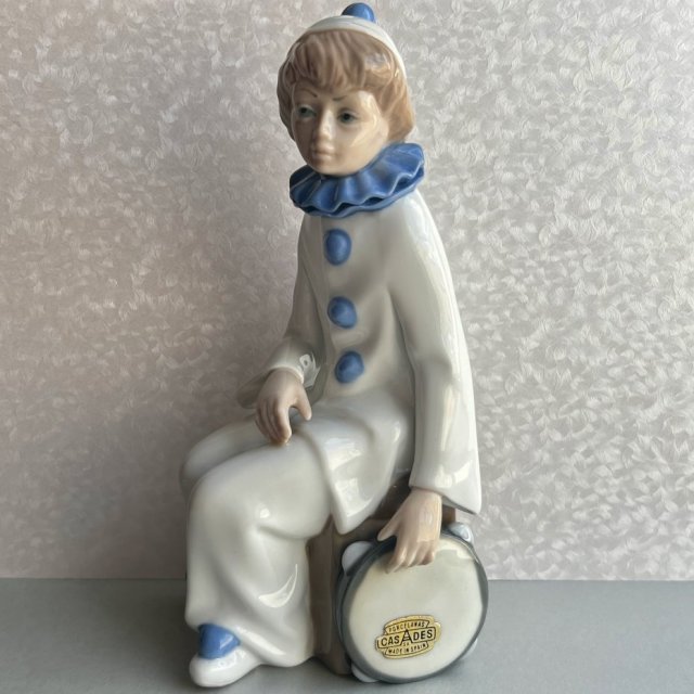 Casades Valencia Spain 20cm.  ❤ Pełna wdzięku figurka ❤ Jakościowa figurka porcelanowa