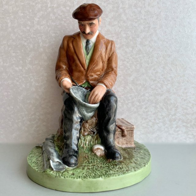 Royal Doulton Fisherman - Projekt, Martyn Alcock ❤ Rybak