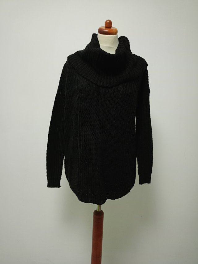 Czarny luźny golf sweter XS/S