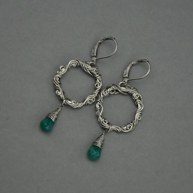 Kolczyki koła zielony onyks, okrągłe, wire wrapping, stal chirurgiczna, kółka