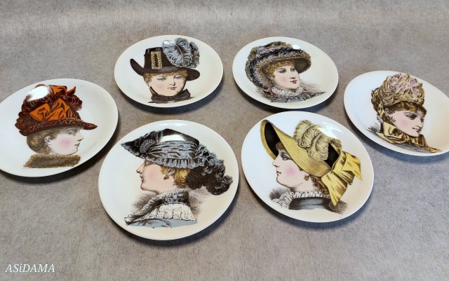 Porcelaine De Paris Zestaw talerzy Kapelusze Francja