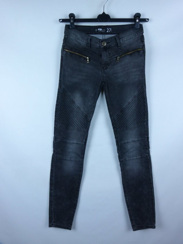 FB Sister skinny spodnie jeans / 27 - S