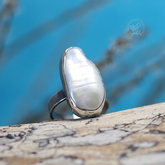 Biwa Pearl Ring