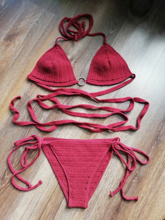 bikini szydełkowe bordo