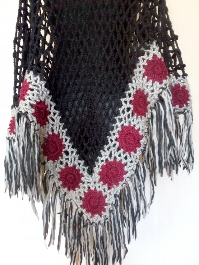 PONCHO HANDMADE