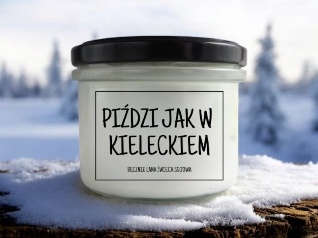 Świeca sojowa PIŻDZI JAK W KIELECKIEM 235 ml Mikuno