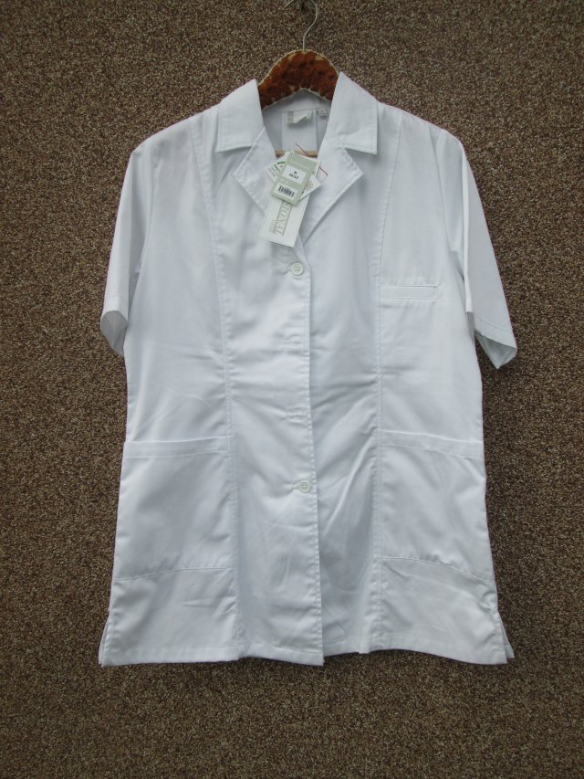 Nowa bluza medyczna-40/42(M)