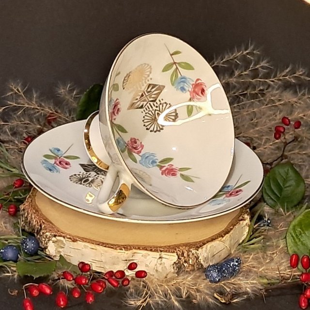 Niemiecka porcelana Winterling filiżanka i spodek róże