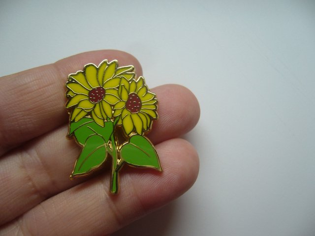 PIN PRZYPINKA BROSZKA SŁONECZNIKI