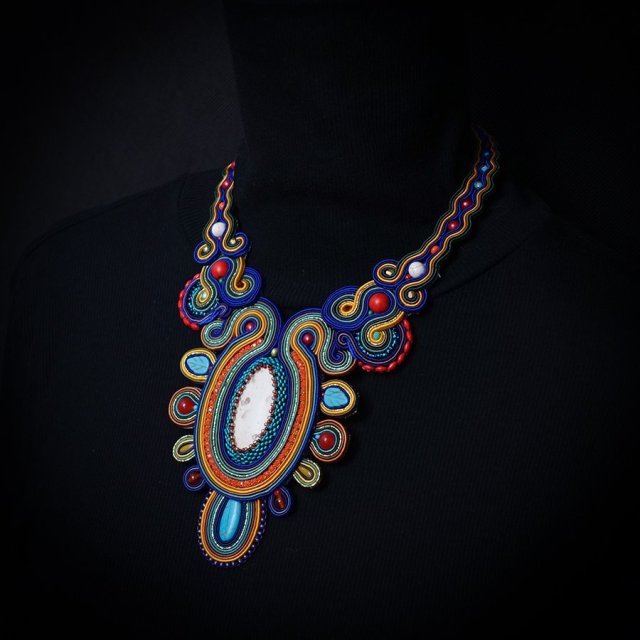 Amiya- etniczny naszyjnik soutache