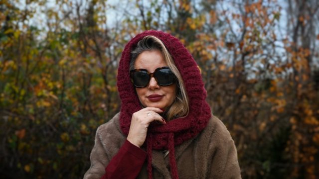 Balaclava alpaka i jedwab handmade, ręcznie szydełkowana zimowa kominiarka