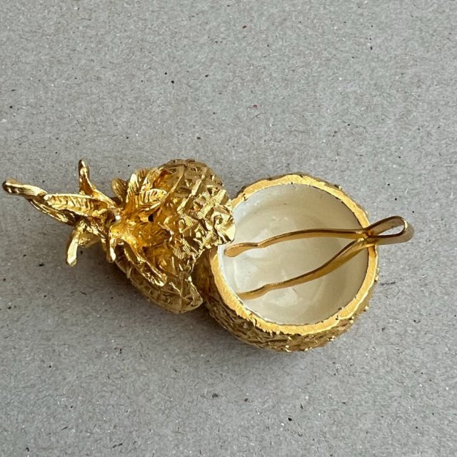 Exclusively 24 Carat Gold Plated ❤ Pojemniczek w kaształcie ananasa