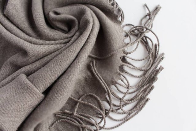 EXCLUSIVE cashmere&silk scarf