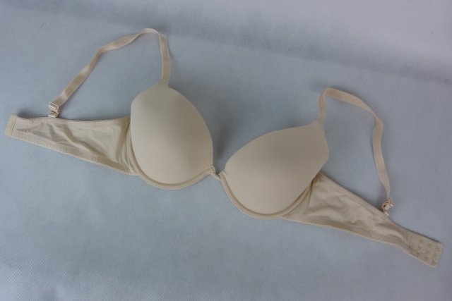 Matalan usztywniany cielisty  biustonosz push up 38B / 85B