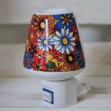 Mini lampka do kontaktu