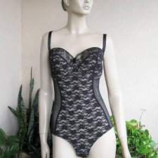 koronkowe body 75E