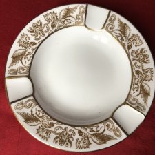 Wedgwood bone china gold  florentine - ręczna numeracja - szlachetna porcelana kolekcjonerska