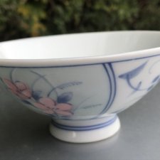Japońska  szlachetność porcelanowa miska - sygnowana