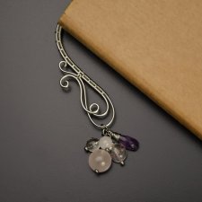 Różowa zakładka do książki metalowa ze stali chirurgicznej, kwarc różowy, ametyst, kryształ górski, wire wrapping