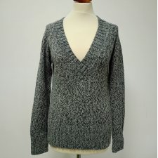 Szary ciepły sweter M/L