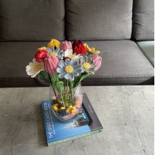Bukiet szydełkowych kwiatów