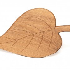 Deska do serwowania z drewna dębowego w kształcie liścia