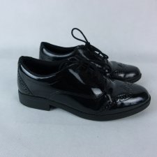 Clarks skórzane lakierowane półbuty - UK 6 / EU 39,5