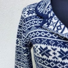 BONDELID- SWETER