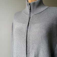 Przepiękny gruby , mięsisty sweter męski marki Johnny Love.100% Merino Wool.