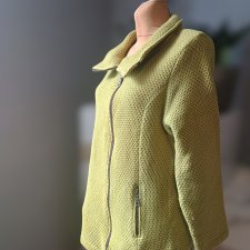 Kurtka/bluza rozpinana limonkowa z wełną 80 %.