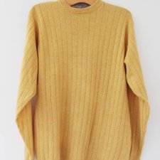 exclusive wool sweater Fame M