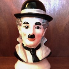 Charlie Chaplin porcelana popiersie skarbonka.