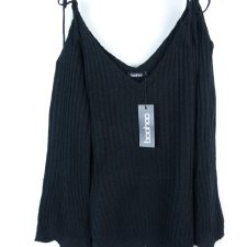 Boohoo sweter odkryte ramiona akryl z metką S / M